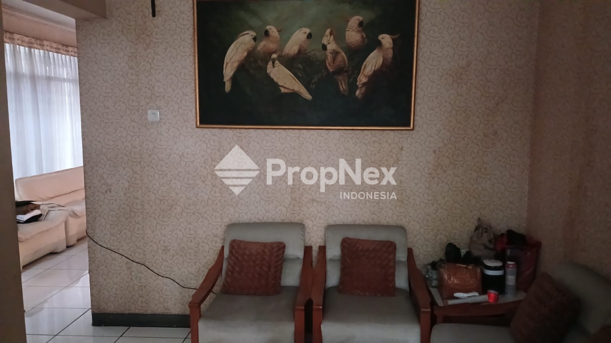 Jual Rumah Hook 2 Lantai di Kawasan Tulip Permai Estate — foto 4